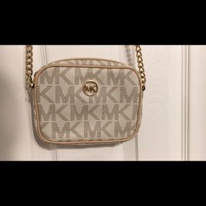 Michael Kors Small Jet Set Mono Print Crossbody
